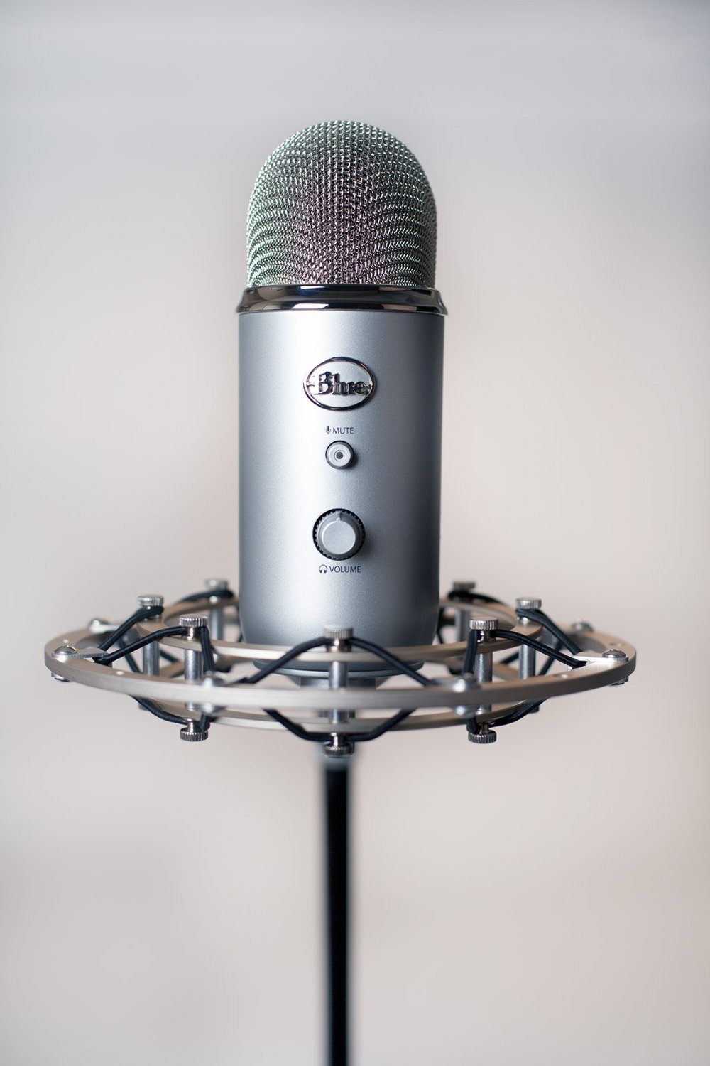 Blue Radius II Microphone Mount - Silver image