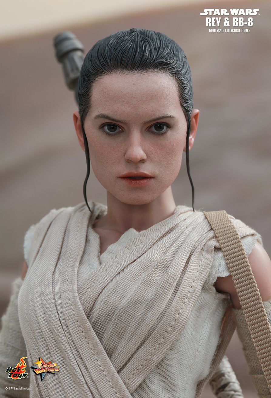 Star Wars: The Force Awakens - 12" Rey (Jakku) Figure image