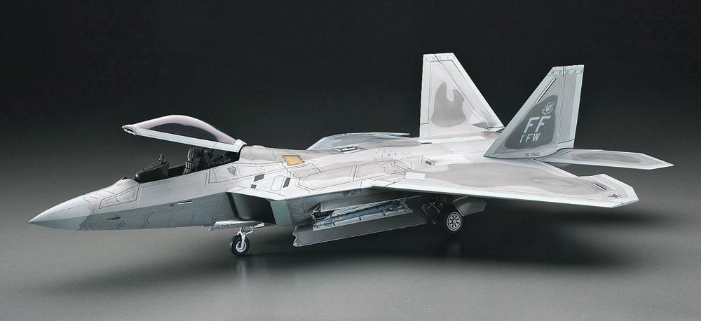 Hasegawa: 1/48 F-22A Raptor - Model Kit image