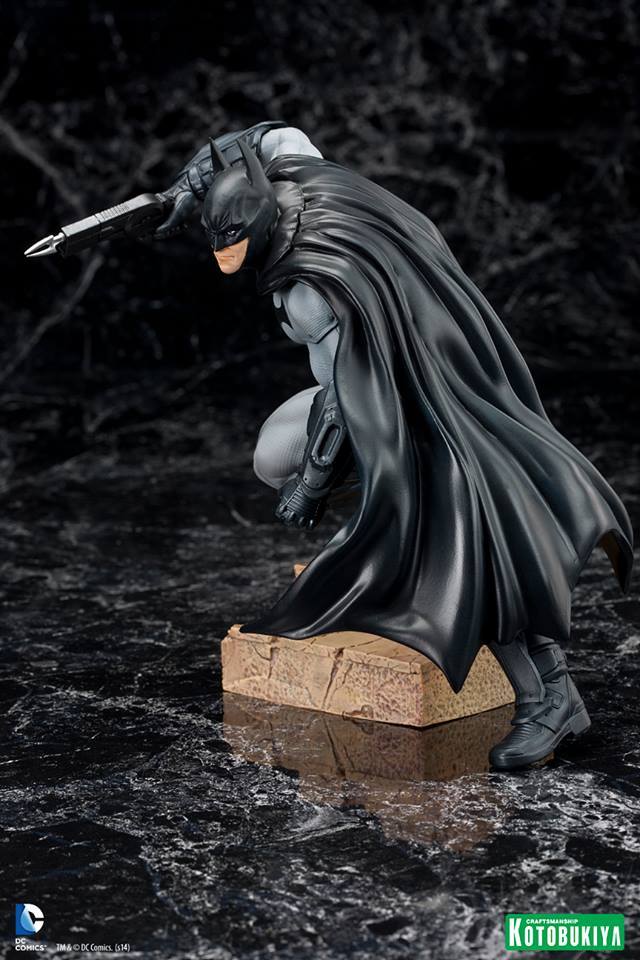 ArtFX + Batman Arkham City Statue at Mighty Ape NZ