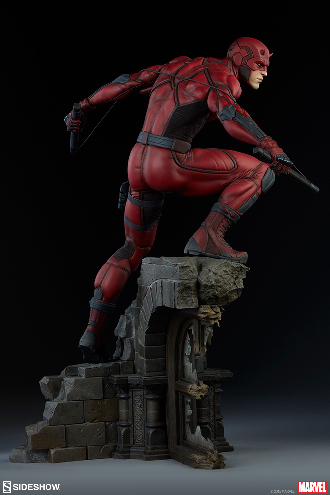 Marvel: Daredevil - 21" Premium Format Figure