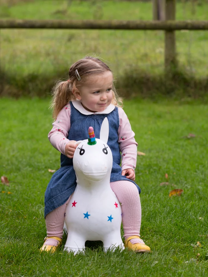 Happy Hopperz - White Unicorn image