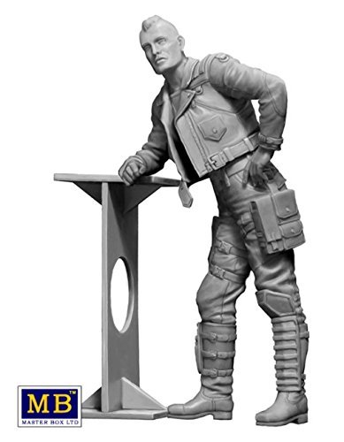 1/24 At the Edge of the Universe. Strange Company's Adventures. Episode I. The First Meeting: Keep moving, Nothing to see here. Everything is under control (2 Figures & Counter) image