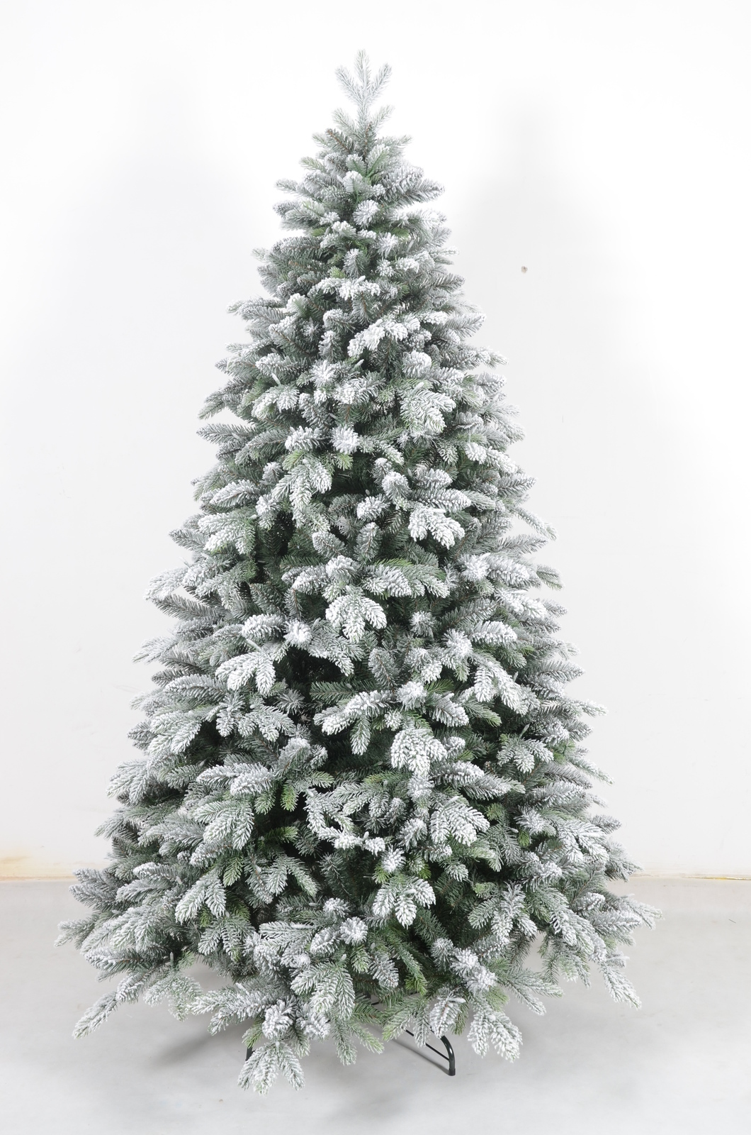 5ft Premium Artificial Snowy Christmas Tree 152cm at Mighty Ape NZ