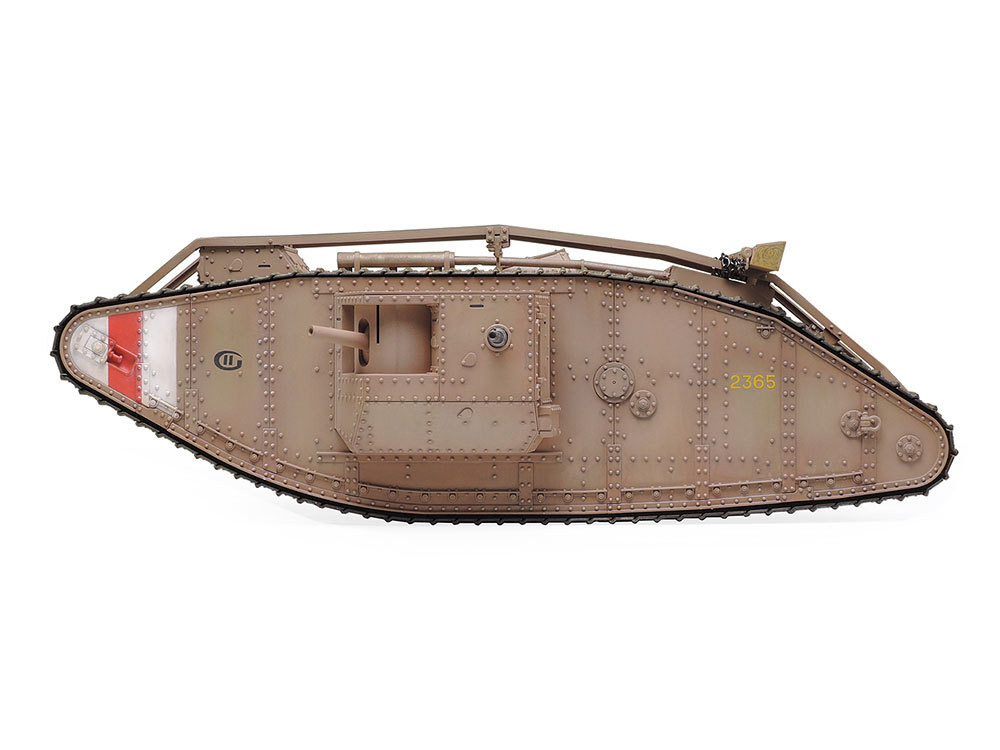 Tamiya 1/35 RC WWI British tank Mark Mk.IV Male (with control unit) image