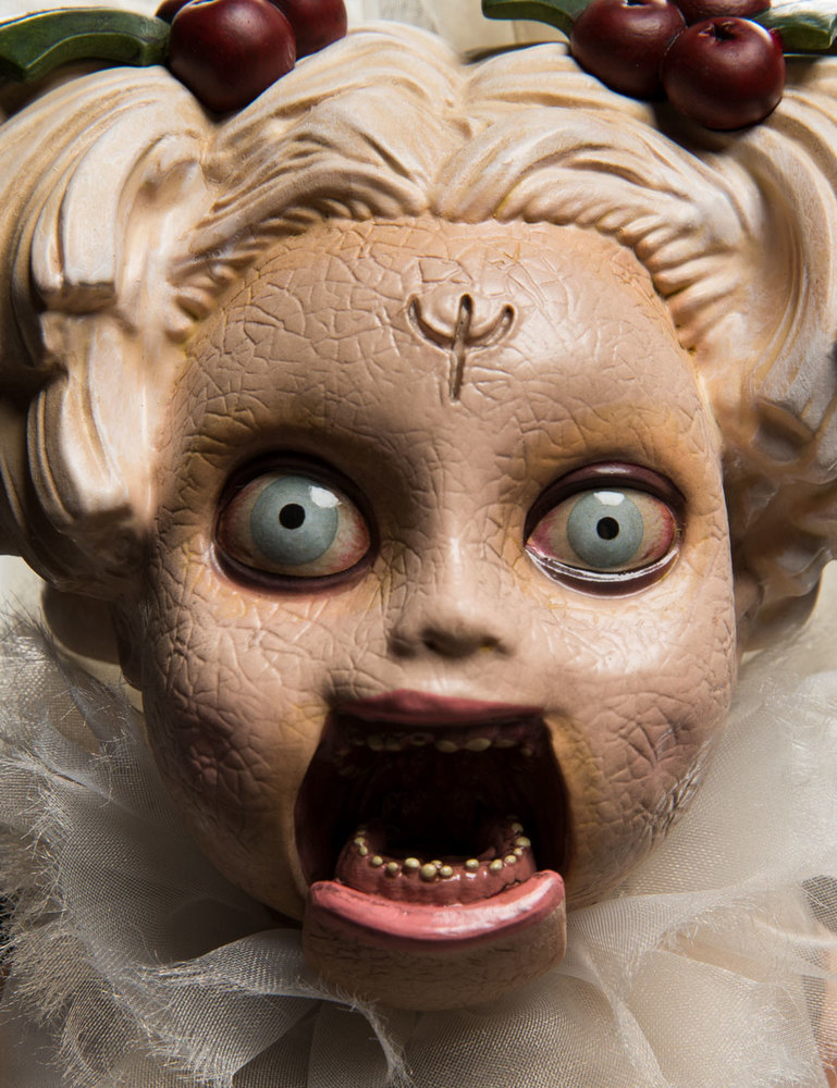 Krampus: Cherub Tree Topper - By Weta image