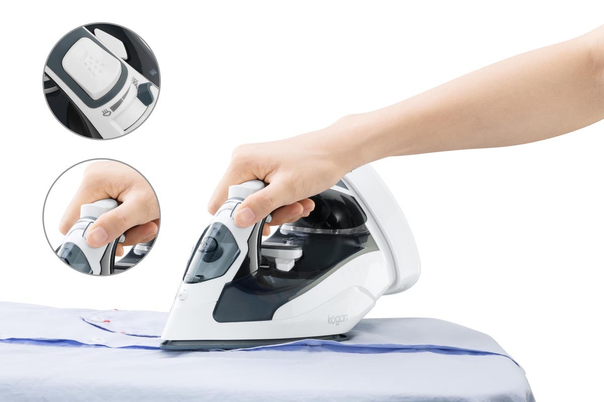 Kogan 2400W DuoGlide Cordless and Corded Steam Iron at Mighty Ape NZ