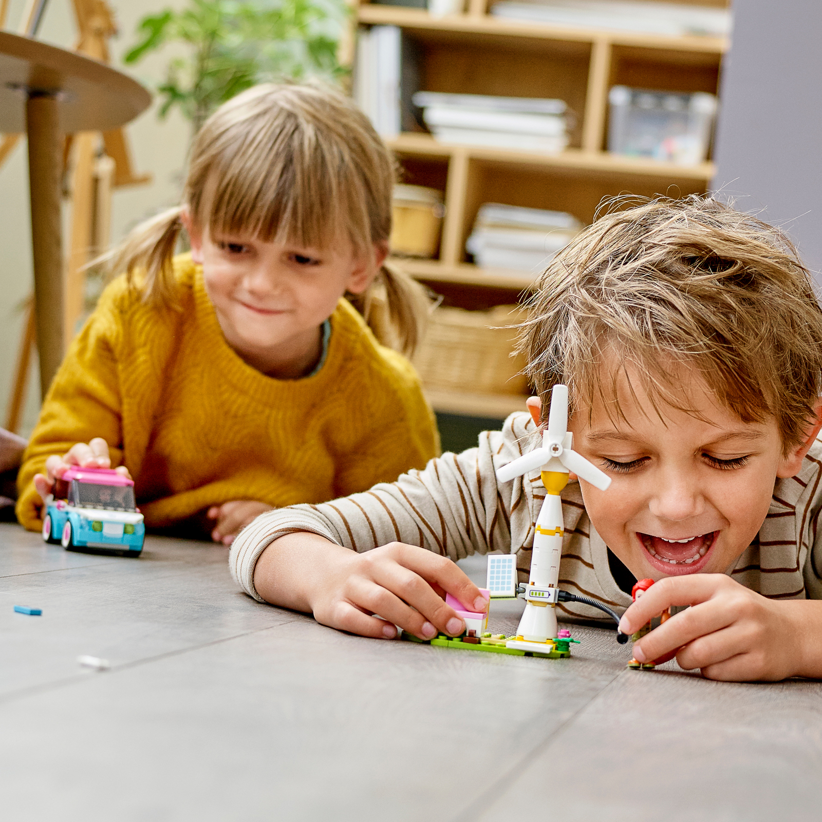 LEGO Friends: Olivia's Electric Car (41443) image