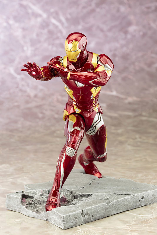 Captain America 3 - 1/10 Iron Man (Mark 46) ARTFX+ Figure image