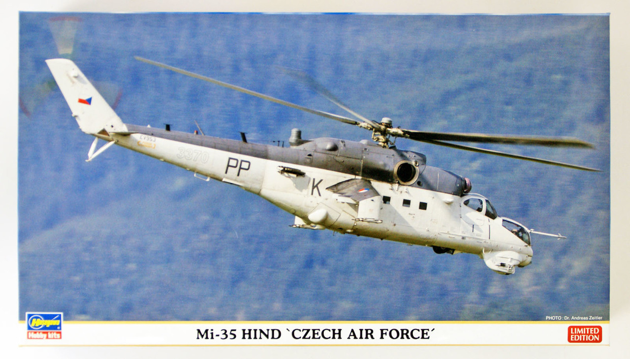 Hasegawa: 1/72 Mi-35 Hind Czech Air Force - Model Kit image