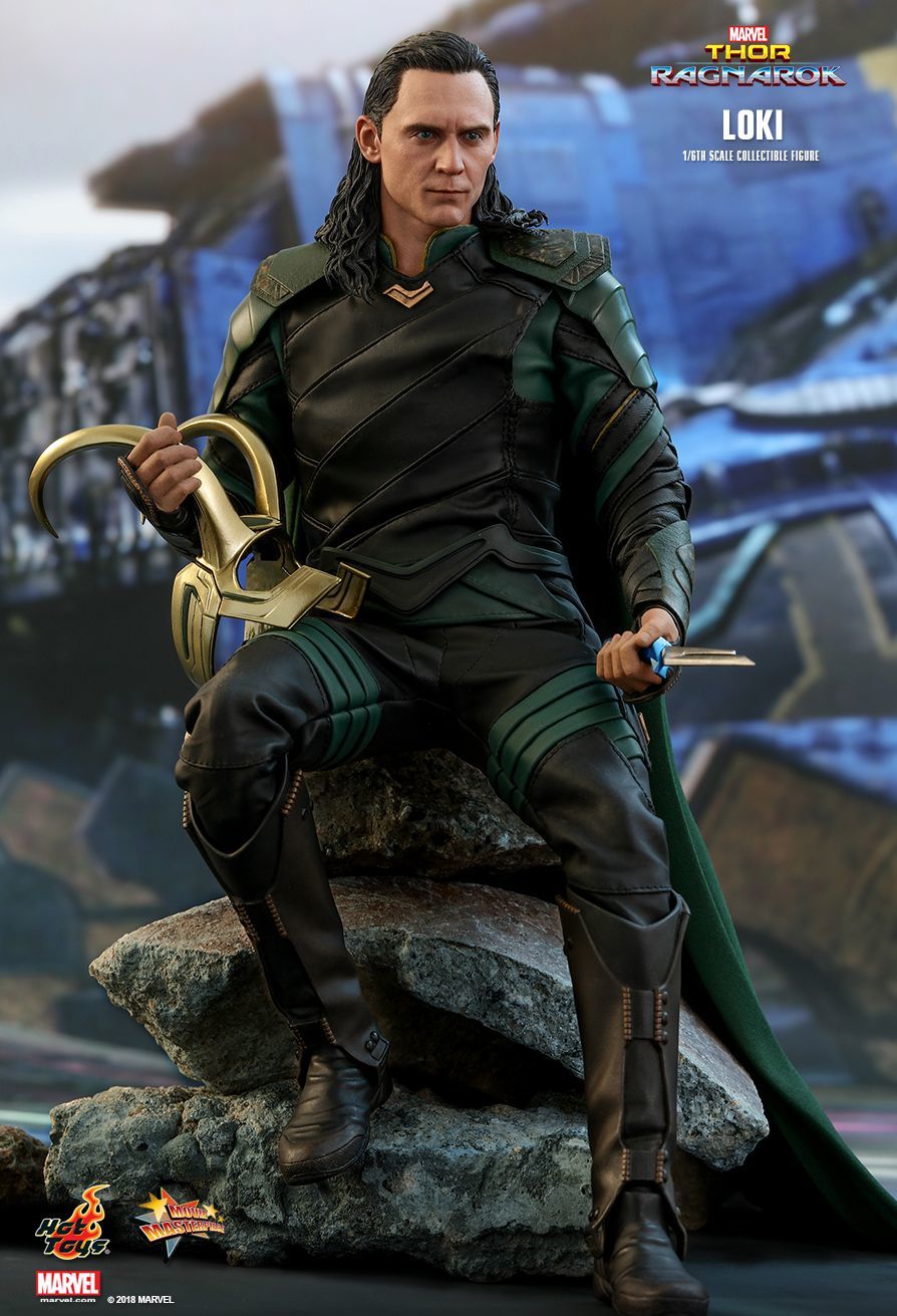 Thor Ragnarok: Loki - 12" Articulated Figure image