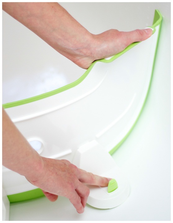 BabyDam Bathwater Barrier Baby Bath Tub - White/Green image