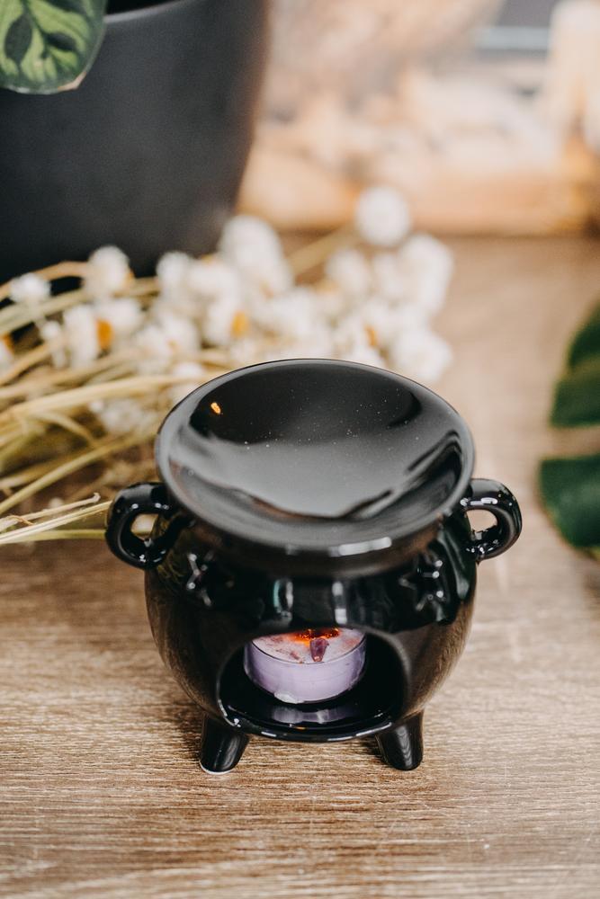 Black Cauldron Oil Burner image