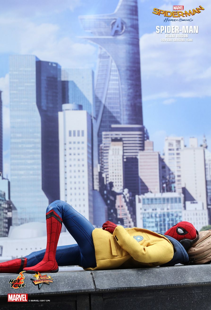 Spider-Man: Homecoming: Spider-Man (Deluxe Ver.) - 12" Articulated Figure image