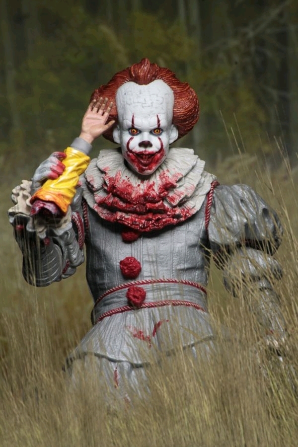 It (2017): Pennywise "I Heart Derry" - 7" Action Figure image