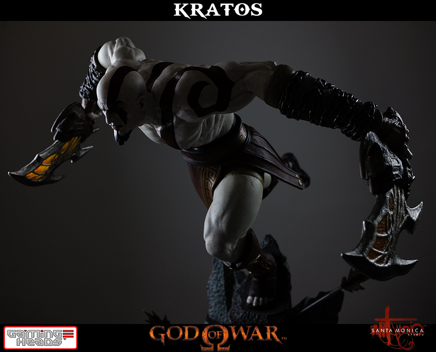 God of War Lunging Kratos 1/4 Statue