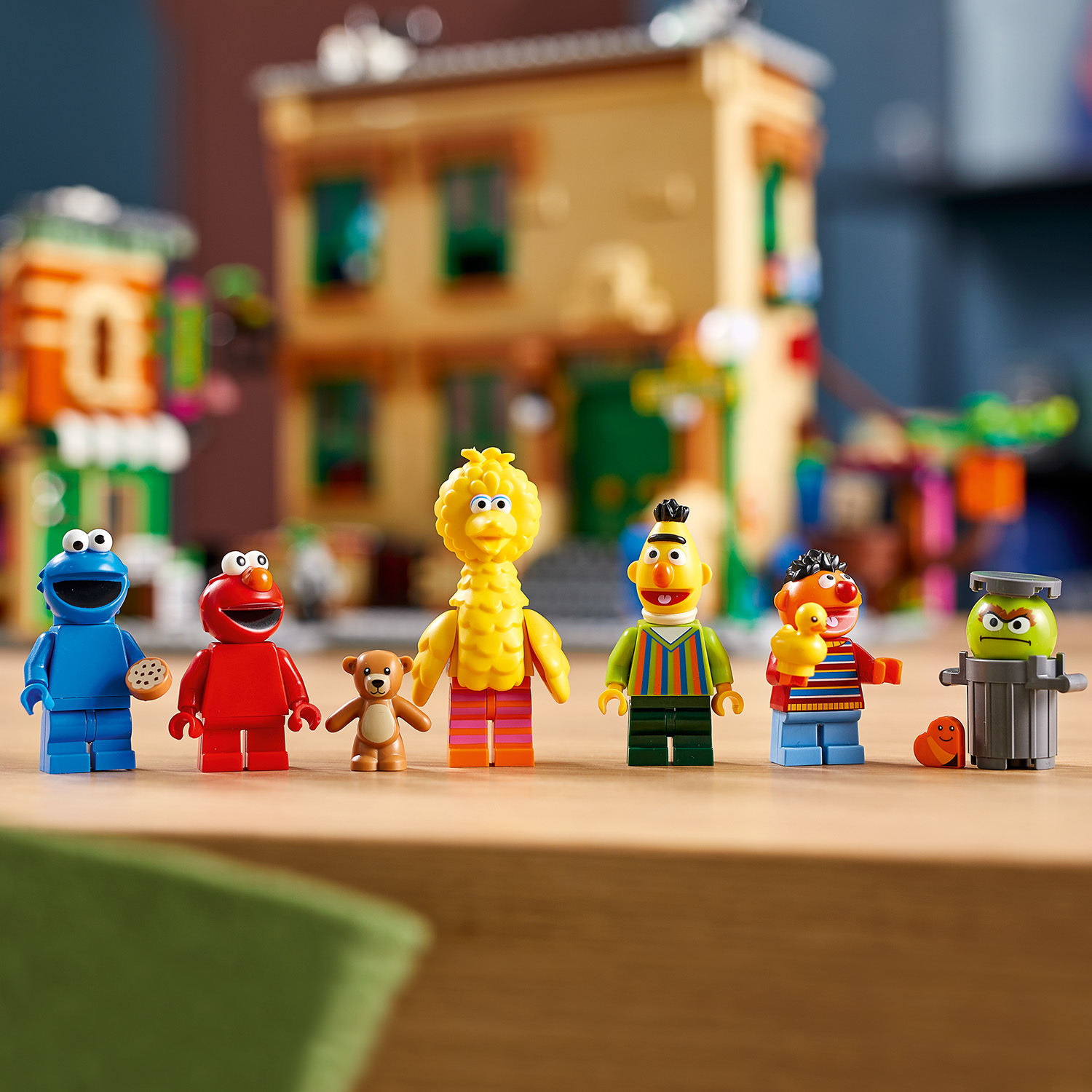 LEGO Ideas: 123 Sesame Street (21324) image