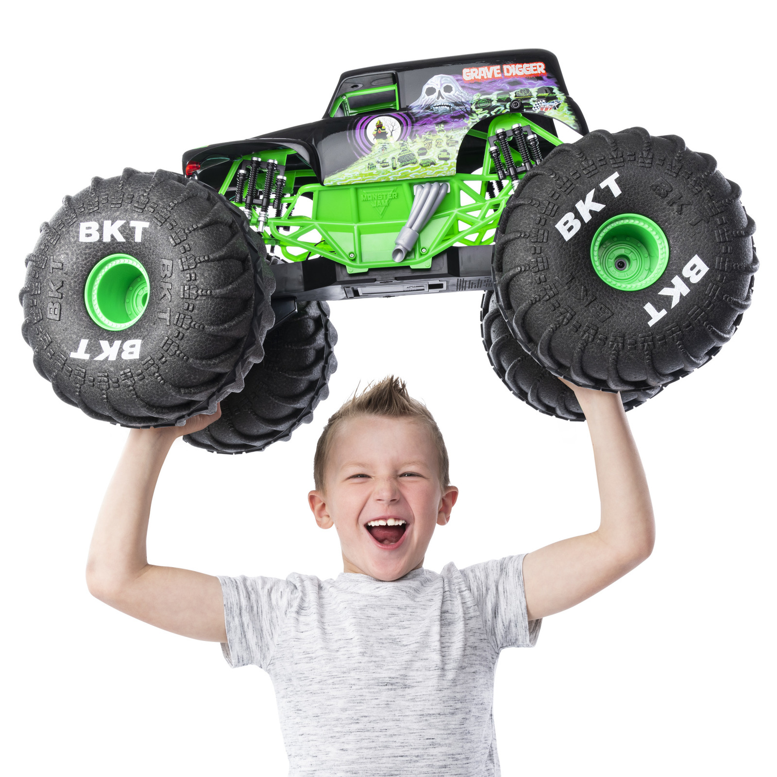 Buy Mega Grave Digger 16 Scale RC Car at Mighty Ape NZ