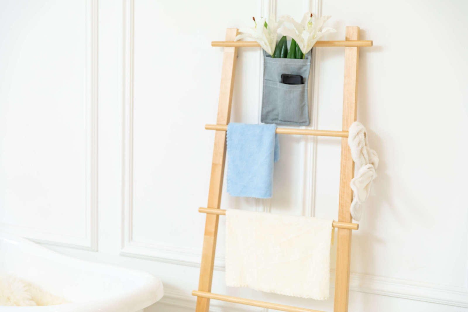 Buy Solid Birch Wood Bathroom Towel Stand Natural at Mighty Ape NZ