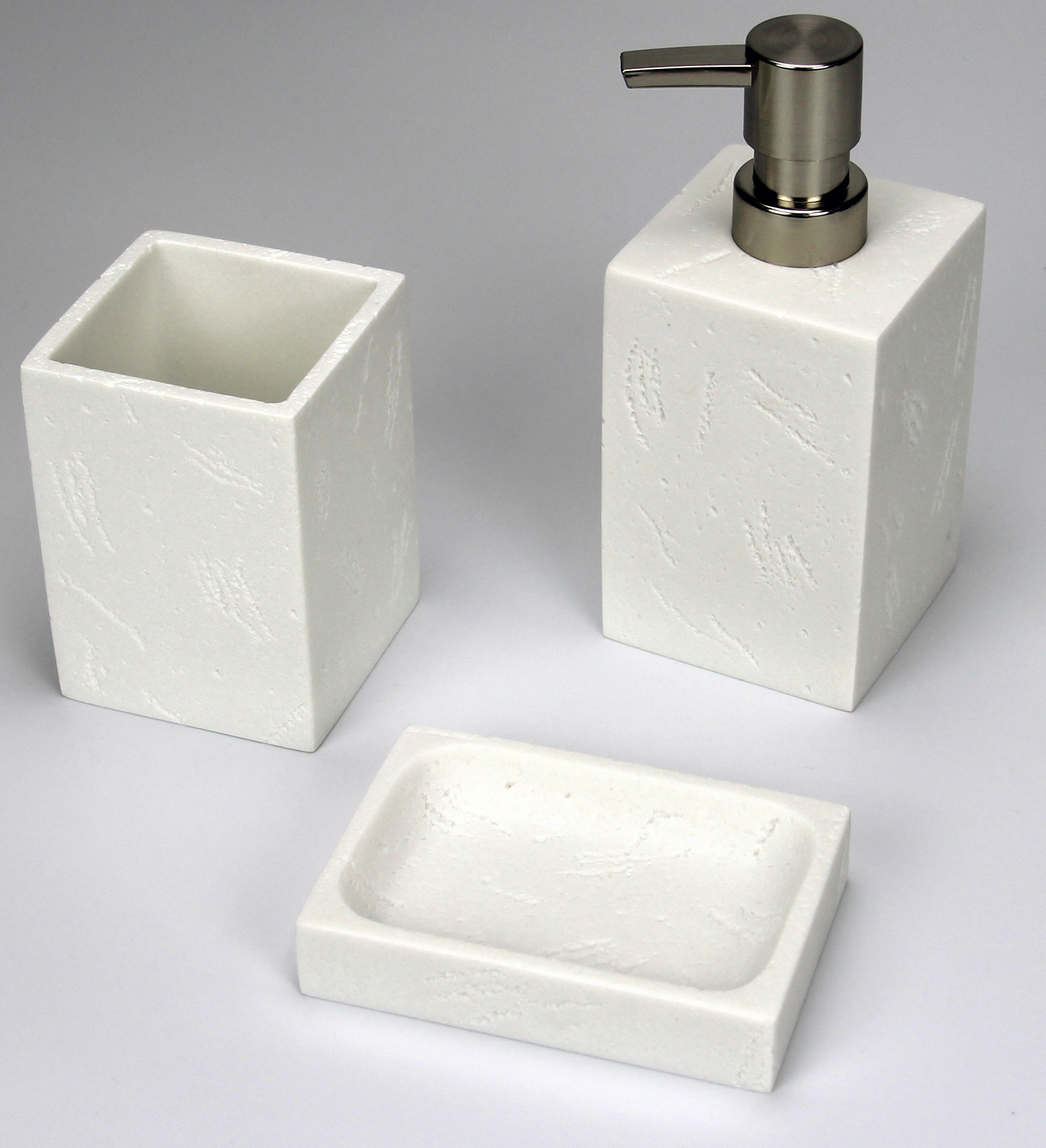 Billie Bathroom 3Piece Set at Mighty Ape NZ