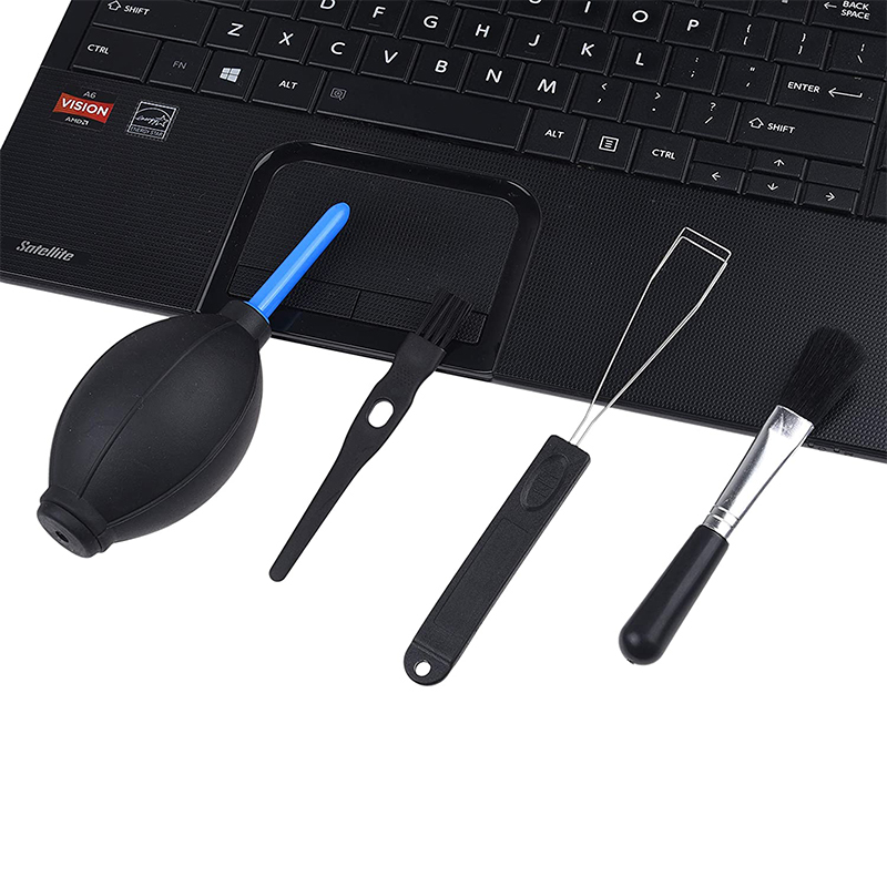 Keyboard Electronics Devices Cleaning Kit at Mighty Ape NZ