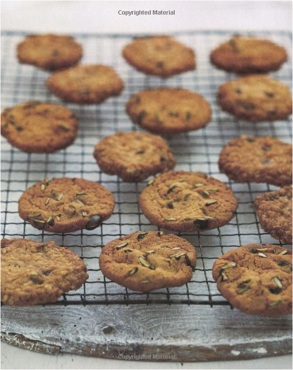 Cakes and Bakes from My Mother's Kitchen on Hardback