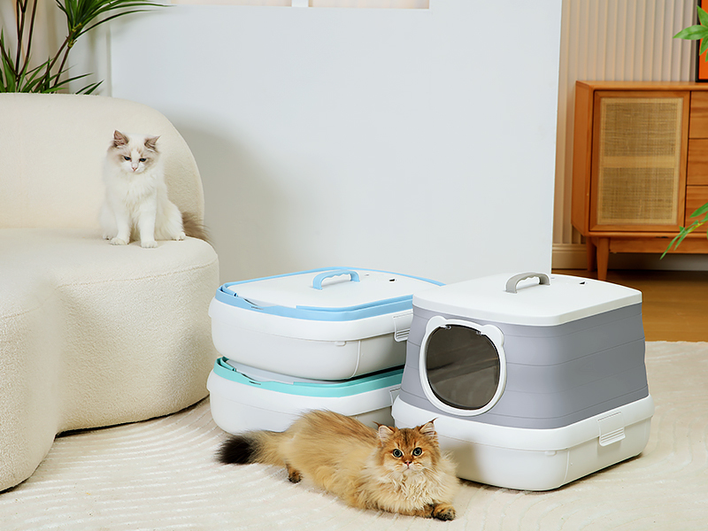 Buy Zoomies Foldable Large Portable Litter Box Cyan at Mighty Ape NZ