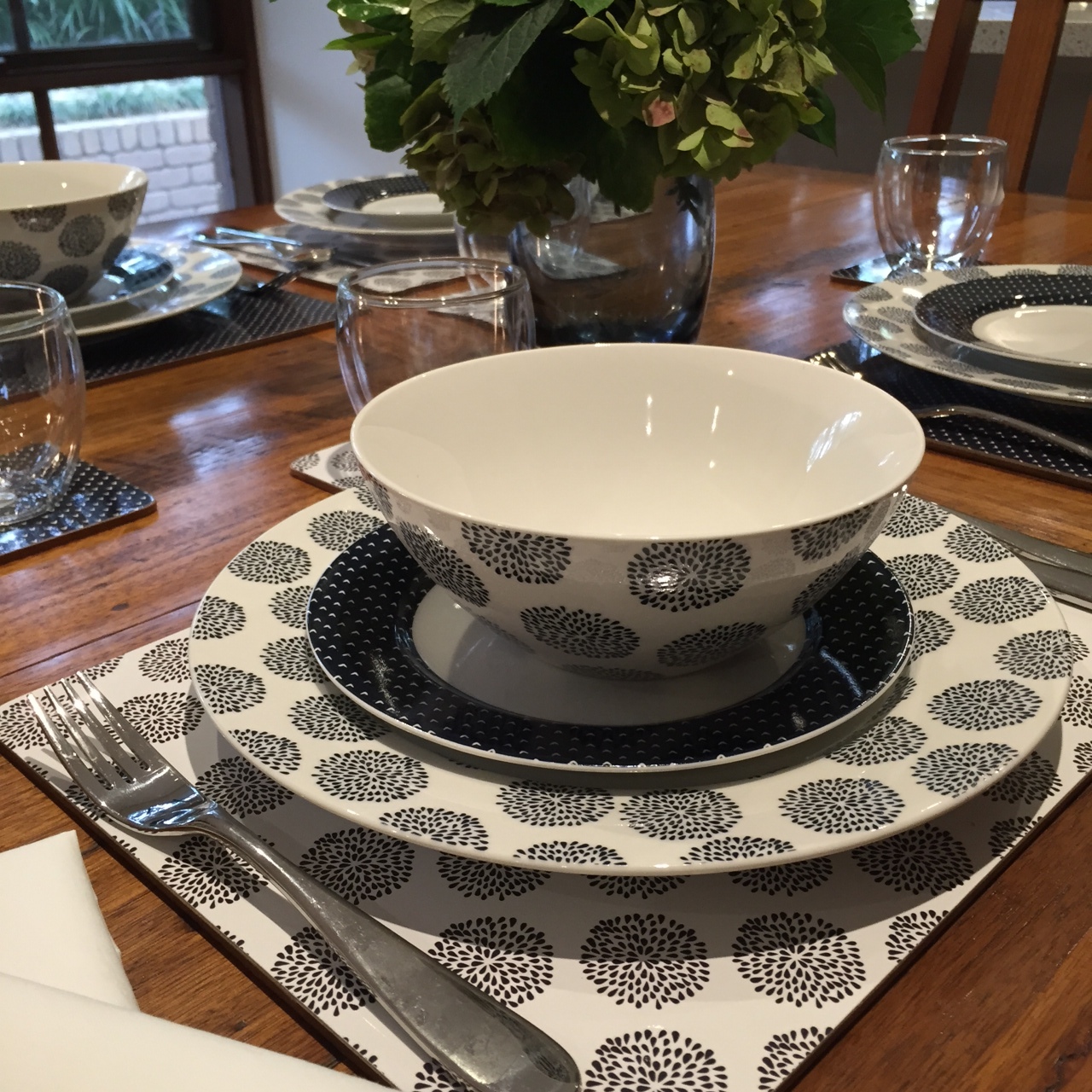 Maxwell & Williams - Print Indigo Dinner Set (16 Piece)