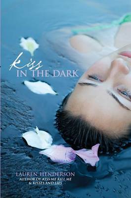 Kiss in the Dark on Hardback by Lauren Henderson