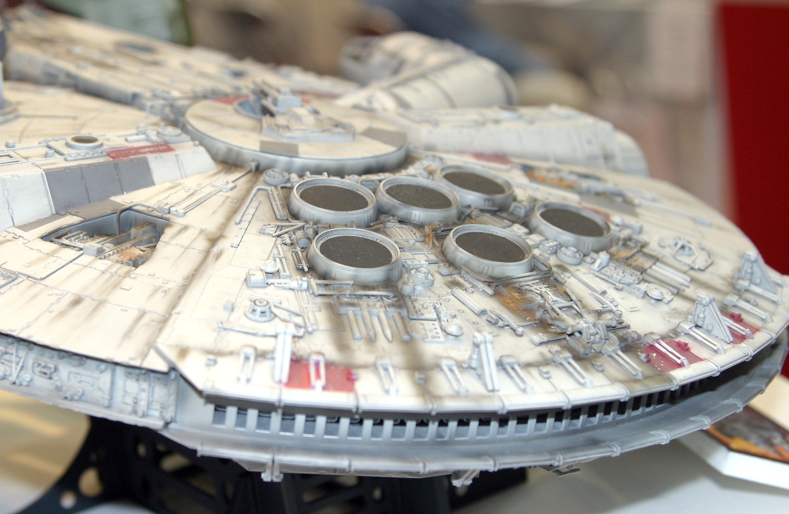 Star Wars Millennium Falcon 172 Scale Model Kit at Mighty Ape NZ