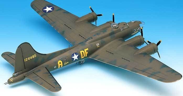 Academy B-17F "Memphis Belle" 1/72 Model Kit