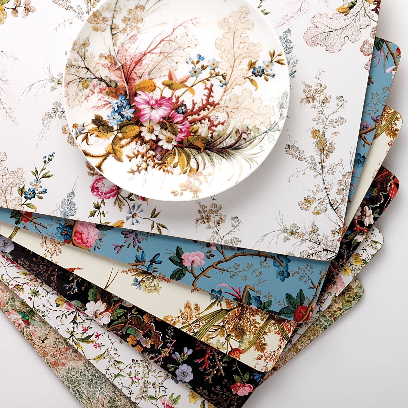 Maxwell & Williams William Kilburn Blossom Placemats (Set of 6) at Mighty Ape NZ