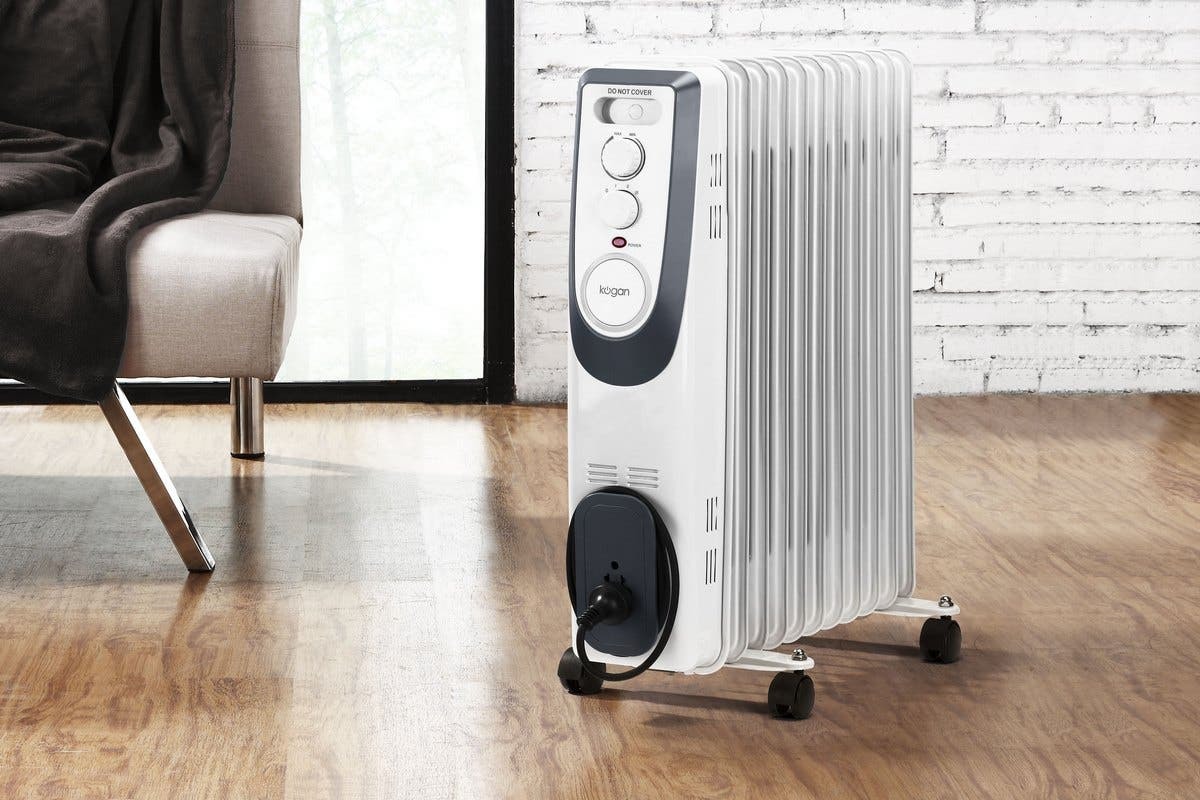 Buy Kogan Premium 2400W 11Fin Oil Heater at Mighty Ape NZ