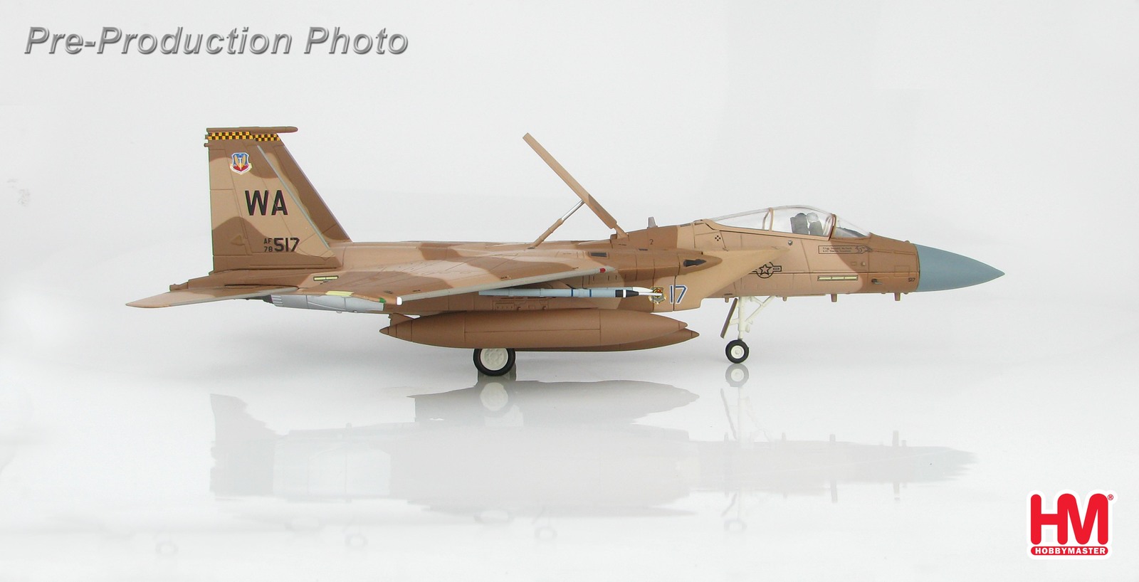 Hobby Master 1/72 F15 Eagle "Desert Flanker Scheme" Diecast Model