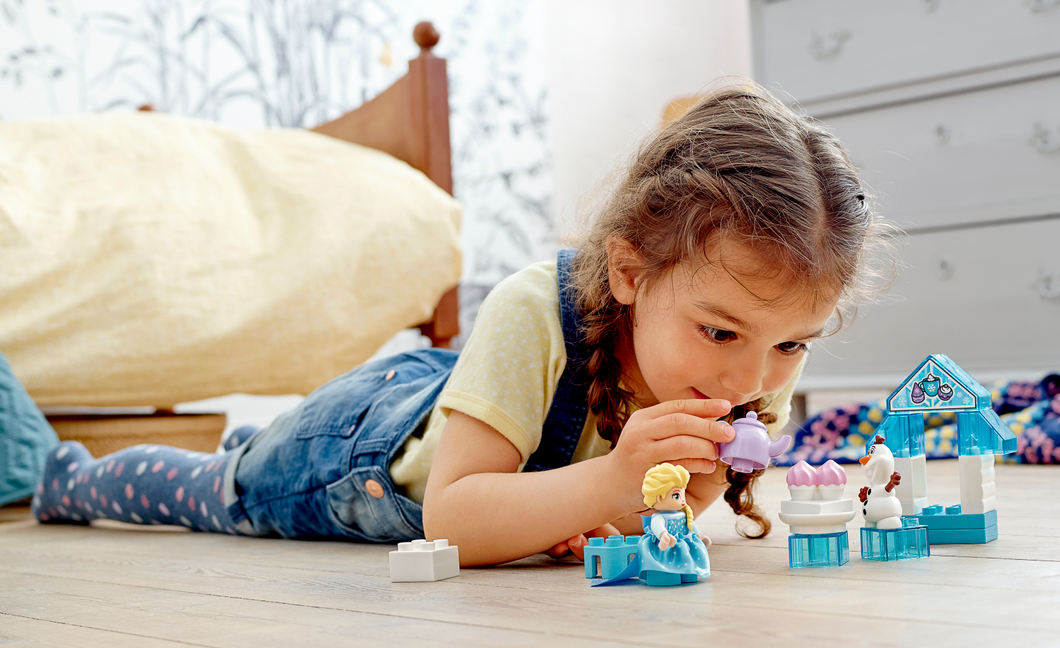 LEGO DUPLO: Elsa & Olaf's Ice Party - (10920) image
