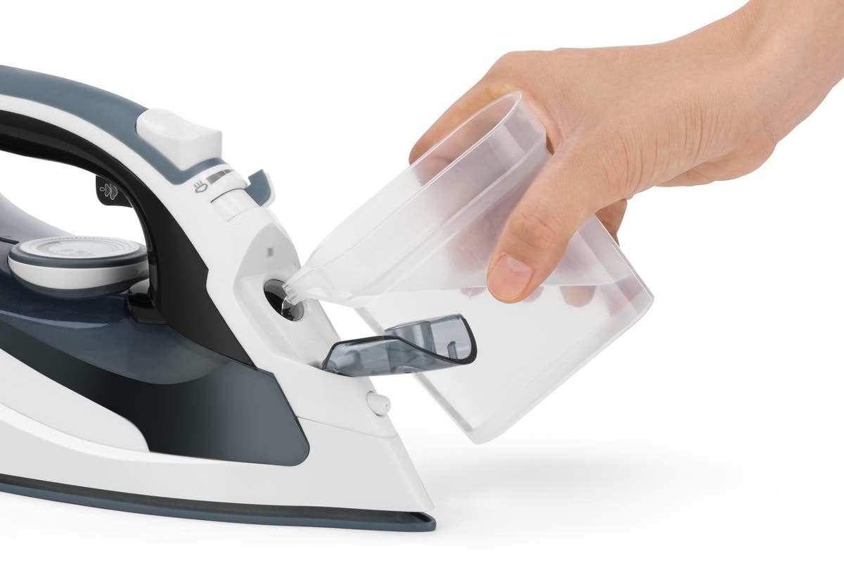 Kogan 2400W DuoGlide Cordless and Corded Steam Iron at Mighty Ape NZ