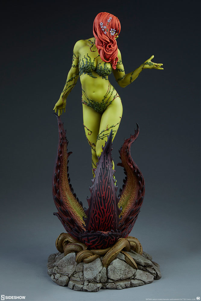DC Comics: Poison Ivy - 22" Premium Format Figure image