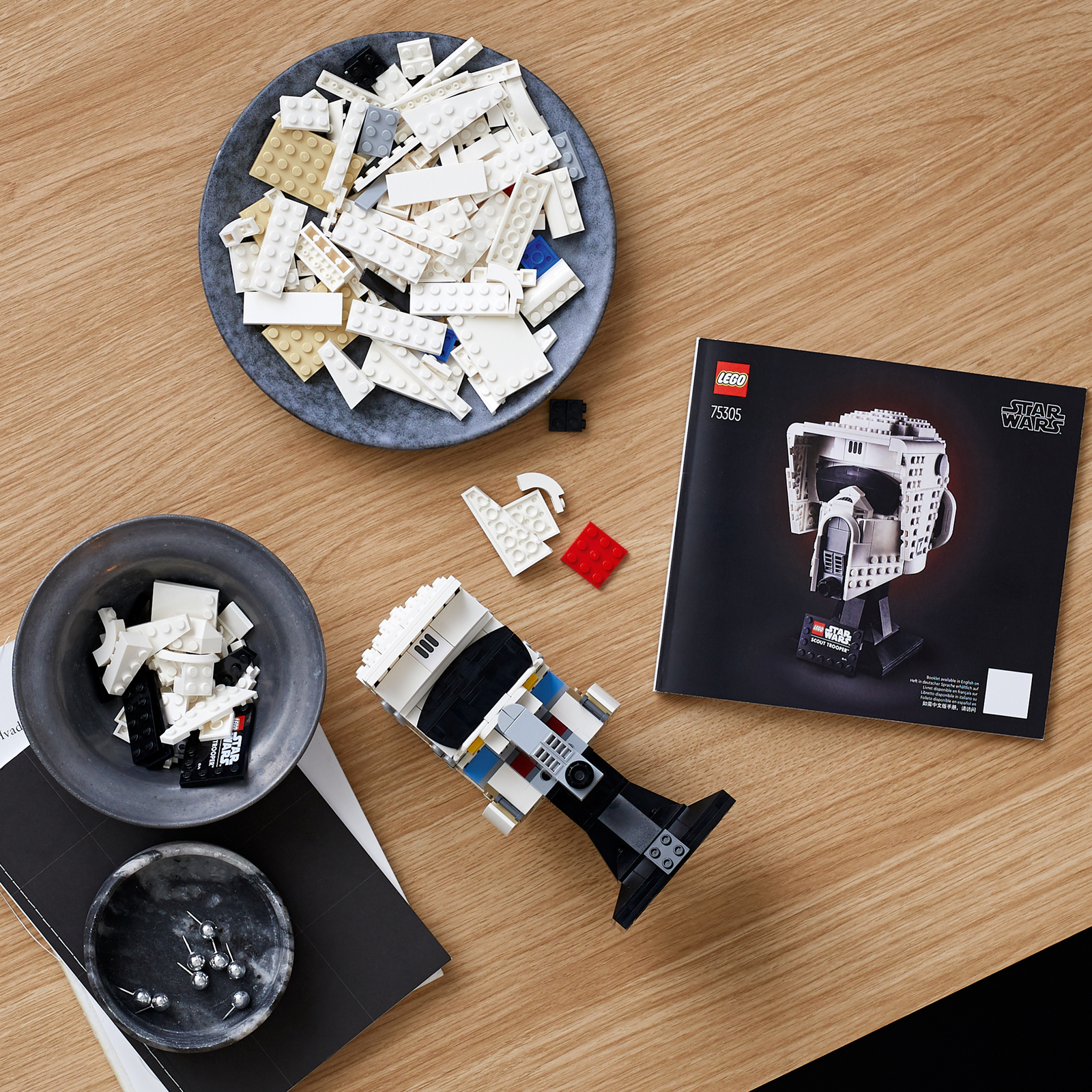 LEGO: Star Wars - Scout Trooper Helmet (75305) image