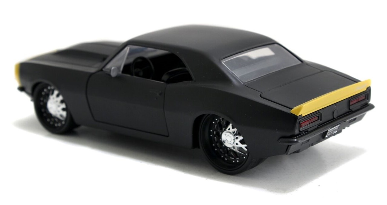 Jada: 1/24 '67 Chev Camaro Diecast Model (Black)