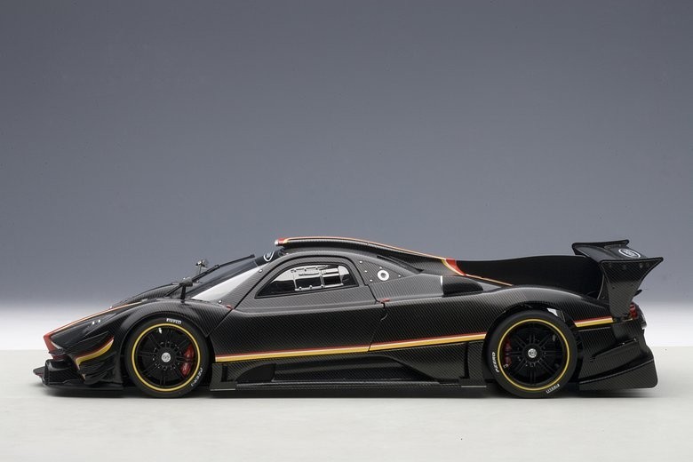 1/18 Pagani Zonda Revolucion Diecast Model at Mighty Ape Australia