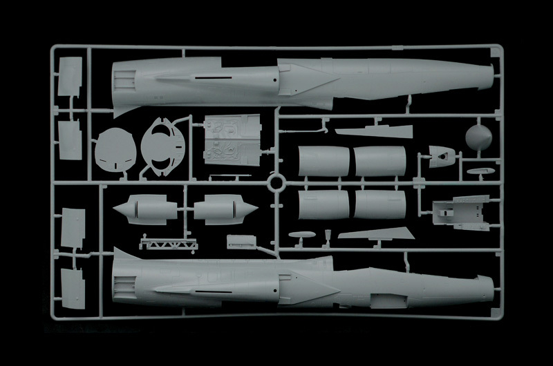 Italeri 1/32 TF-104G Starfighter (Upgrade Ver.) - Scale Model Kit