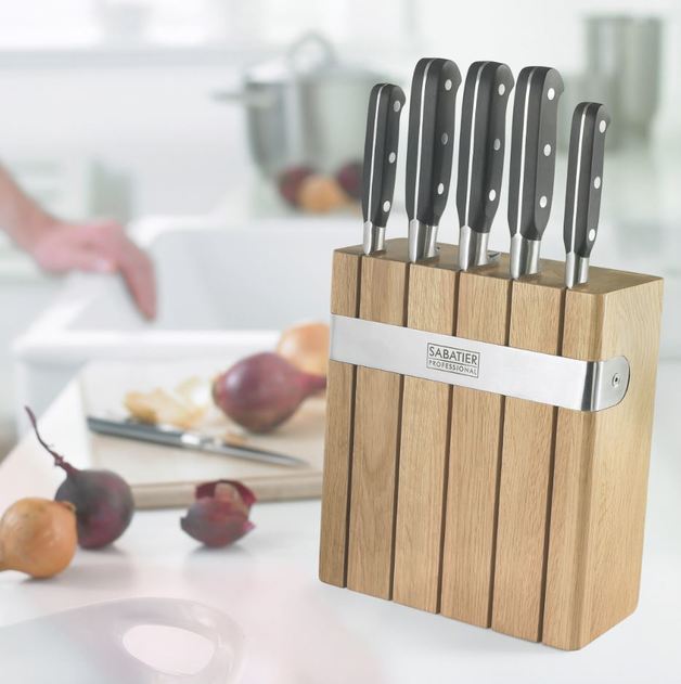 Sabatier Professional 5pc Oak Knife Block Set at Mighty Ape NZ