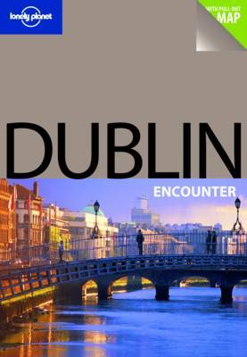 Dublin on Paperback by Fionn Davenport