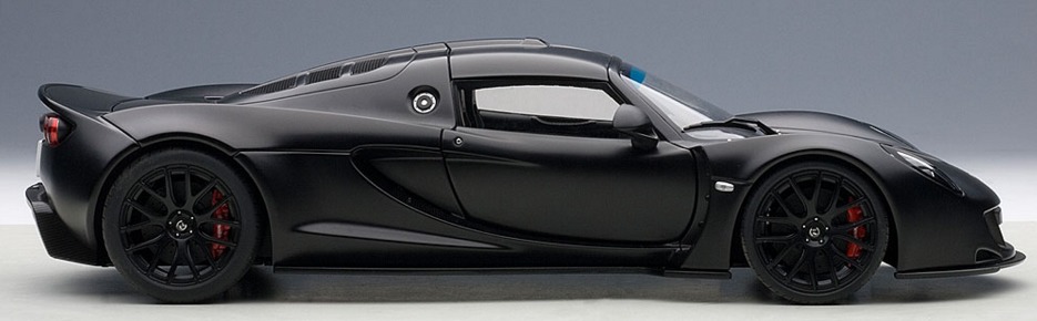 Autoart: 1/18 Hennessey Venom GT (Carbon Black) image