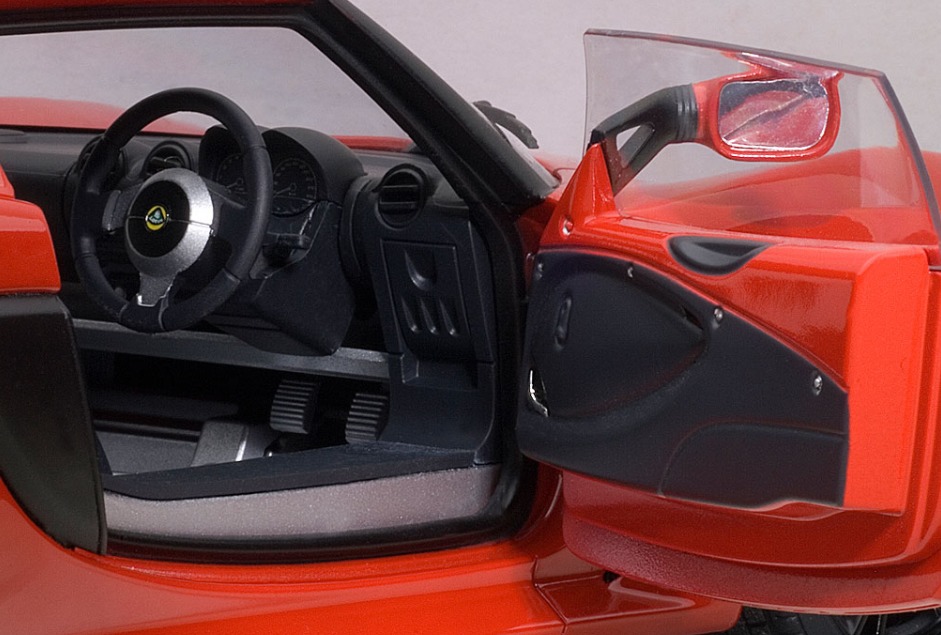 AUTOart: 1/18 Lotus Exige S (Red) - Diecast Model image