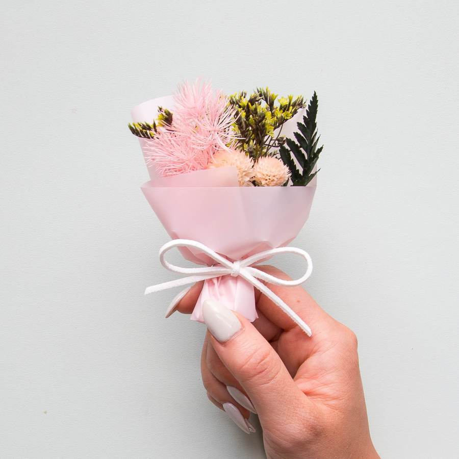 Short Story: Floral Bouquet Box - Pink image