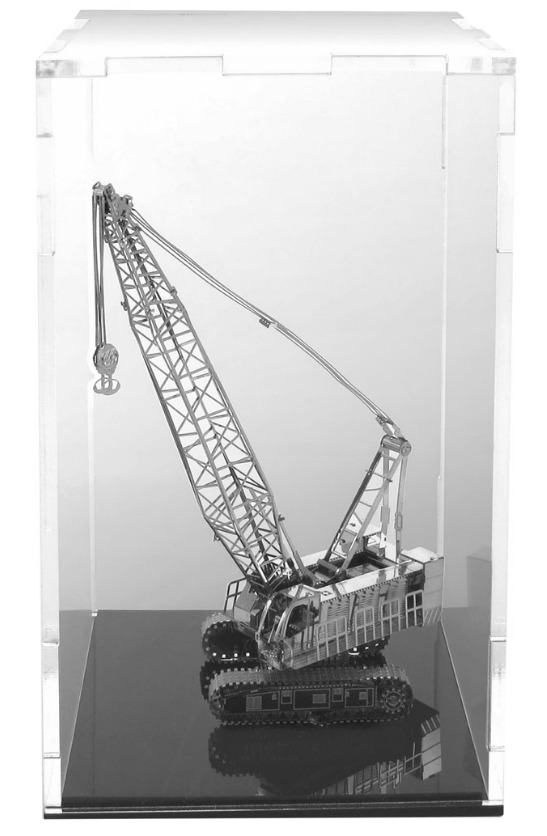 Metal Earth: Acrylic Cube (3" x 3" x 5") - Model Kit image