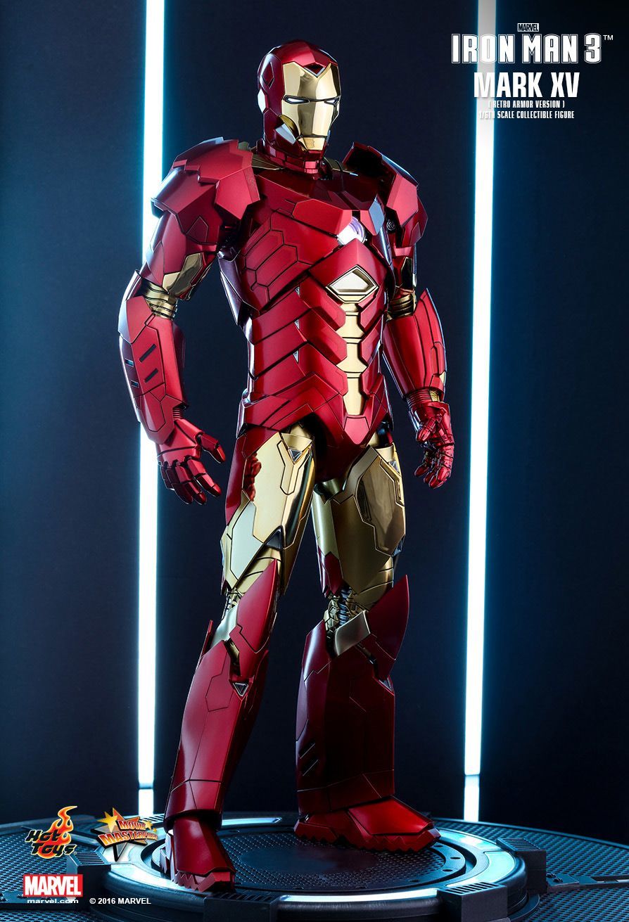 Iron Man 3: Mark XV Retro Armor - 1:6 Scale Figure image