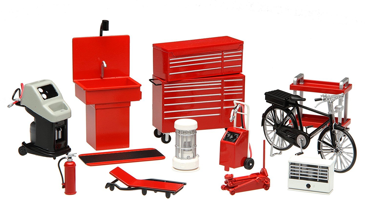 1/24 Garage & Tools 3 Model Kit at Mighty Ape Australia