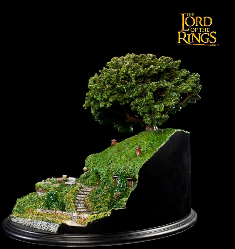 Lord of the Rings Bag End Statue image